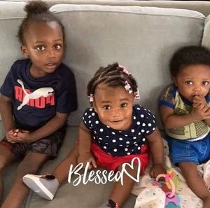 Meet your Posher, Debbie